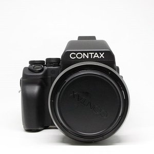 CONTAX 645 + 80mm F2